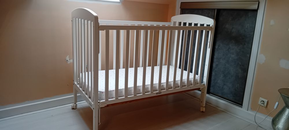 lit barreaux enfant Mobilier enfants
