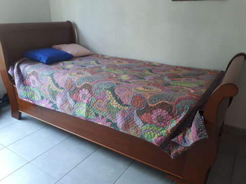 Lit 1 place style Louis Philippe merisier massif et literie
480 Marseille 4 (13)