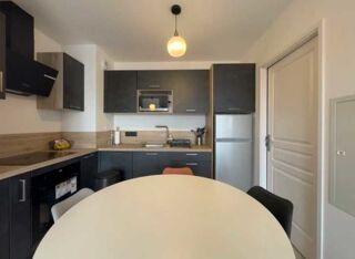  Appartement à louer 3 pièces 61 m²