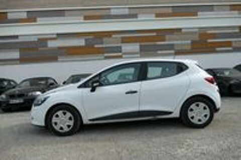 Clio IV CLIO IV SOCIETE DCI 90 ENERGY ECO2 AIR 82G 2015 occasion 13600 La Ciotat