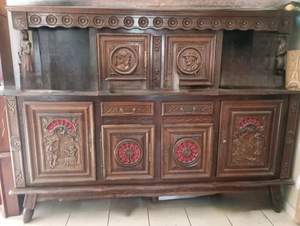 Ensemble buffet et tables avec ses six chaises Meubles
