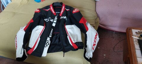 Cuir moto ixon
250 Loir (49)