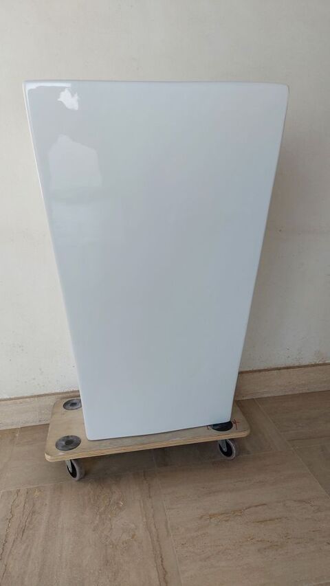 Lavabo  céramique totem blanc sur colonne neuf 280 La Tranche-sur-Mer (85)