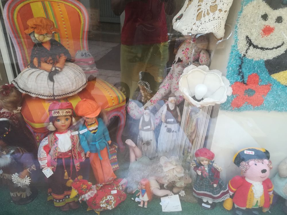  un grand stock de Brocante 