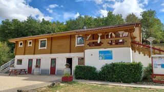  Chalet  vendre 8 pices 380 m