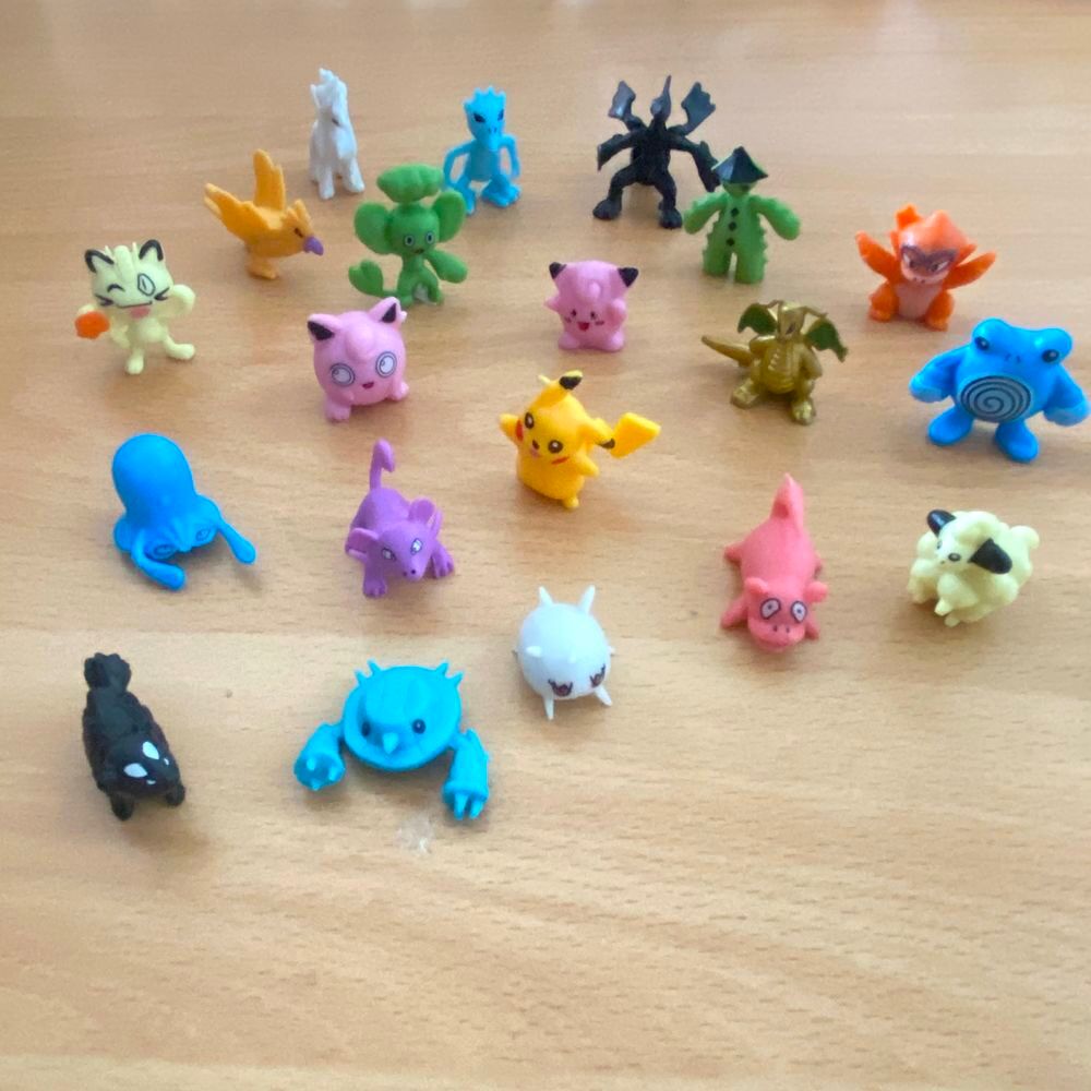 Lots de 20 figurines Pok&eacute;mon Jeux / jouets