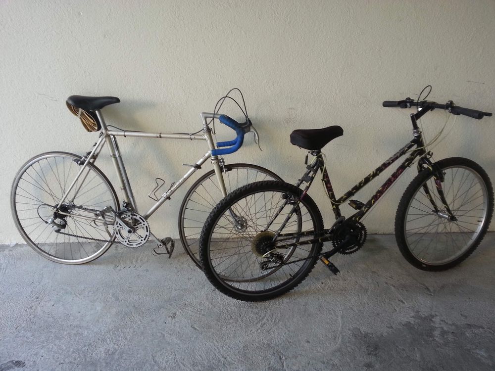 LOT DE 2 VELOS
Vélos