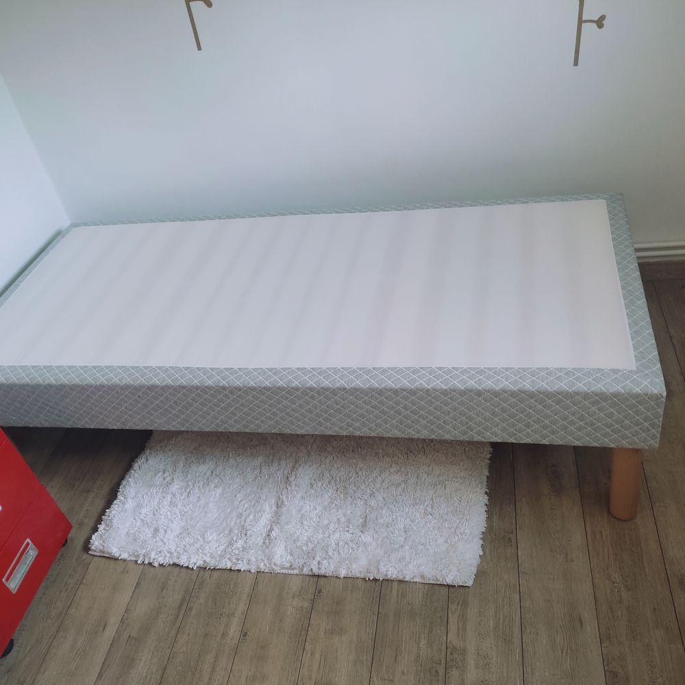 Matelas + sommier 1 personne Meubles