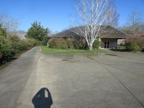 Local commercial F16 272000 28500 Cherisy