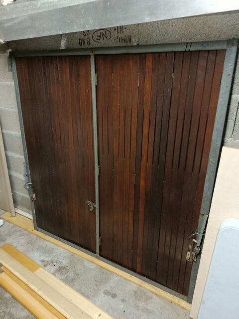 4 Volets pliants bois exotiques projection 143x138 pi�ce/lot 20 Garchizy (58)