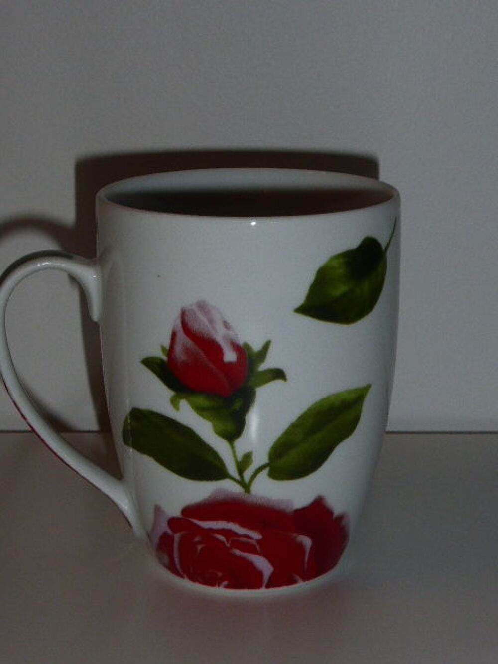 Mug blanc motif roses Cuisine