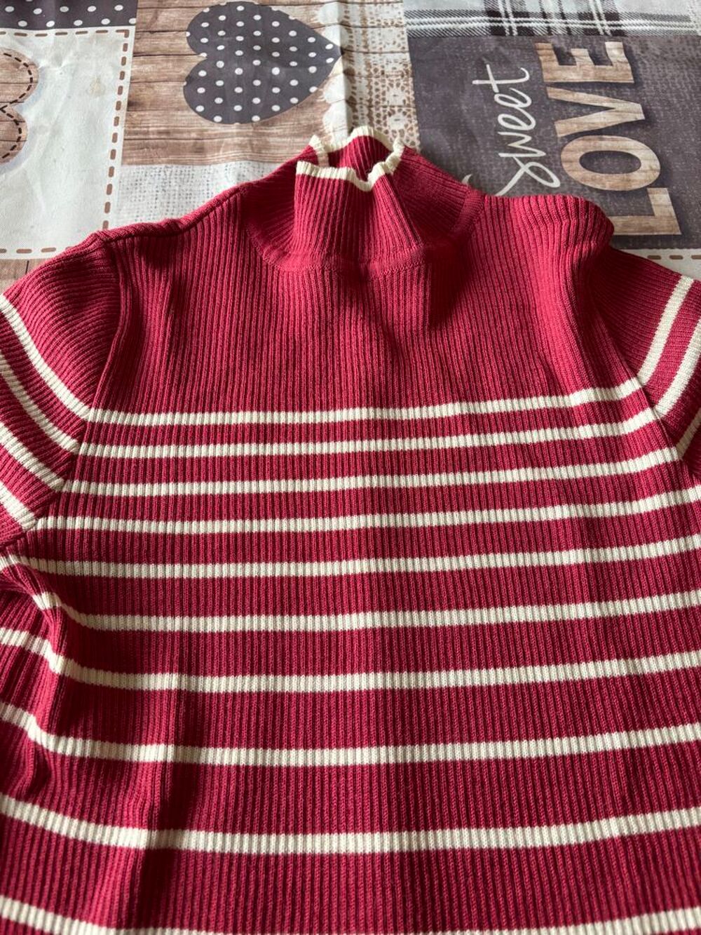 Lot v&ecirc;tements femmes quasi neufs 
Taille 44 Vêtements