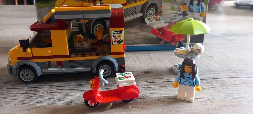 Lego - 60150 - Le Camion Pizza Jeux / jouets