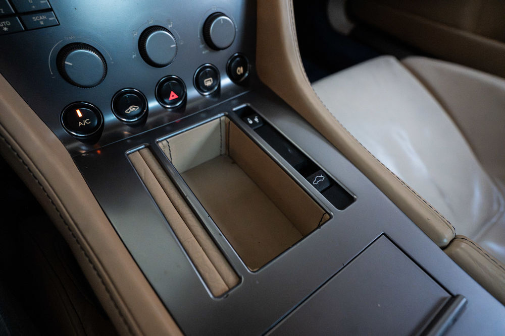 DB9 Coup&eacute; Touchtronic A 2004 occasion 75014 Paris