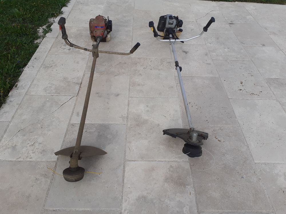 2 debroussailleuses pour pi&egrave;ces Jardin