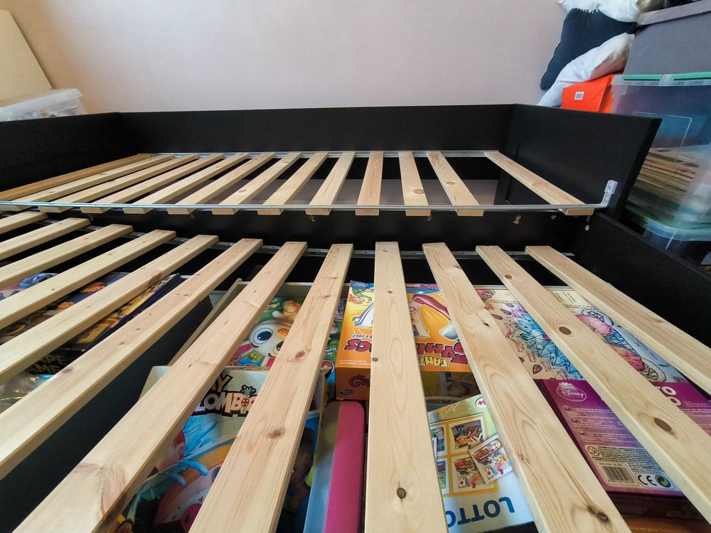 Lit+banquette+Ikea+BRIMNES+avec+matelas,+couette+et+draps Meubles