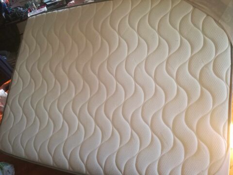 matelas  ressorts  bien ferme deux personnes 140x200 120 Lille (59)
