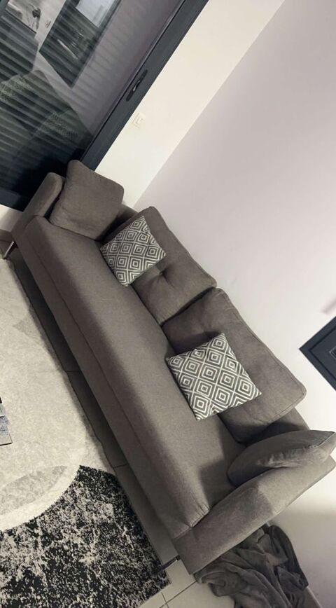 Canap 300 Marseille 4 (13)