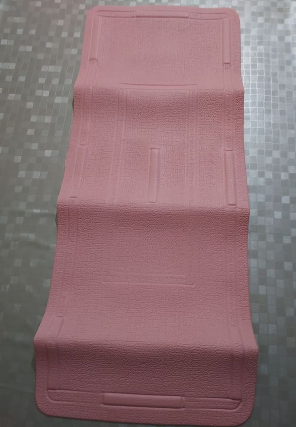 AV TAPIS DE SECURITE POUR BAIGNOIRE Puériculture