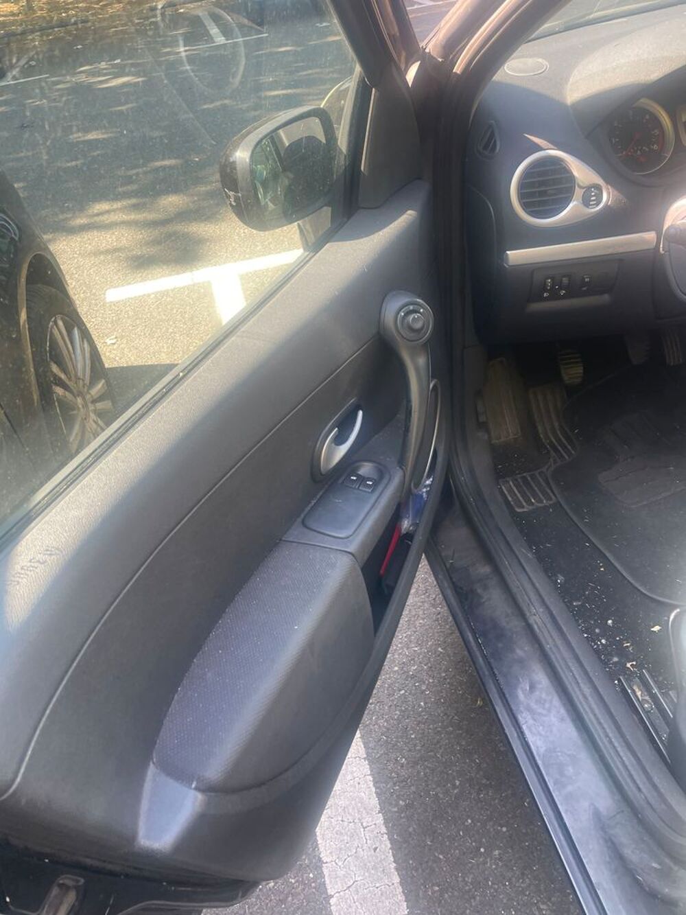 Clio III Clio 1.5 dCi 70 Confort Pack Clim Dynamique 2008 occasion 93150 Le Blanc-Mesnil