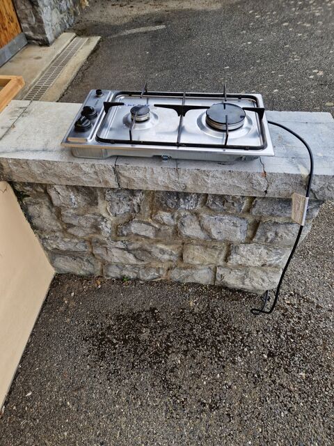 cuisini�re a gaz
120 Cranves-Sales (74)