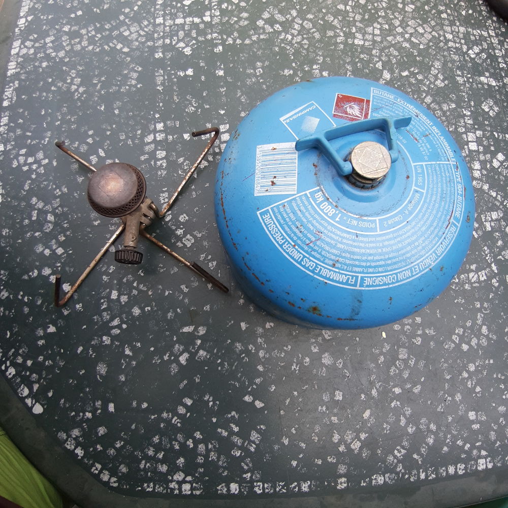 R&eacute;chaud gaz camping avec bouteille de 1.8kg Sports