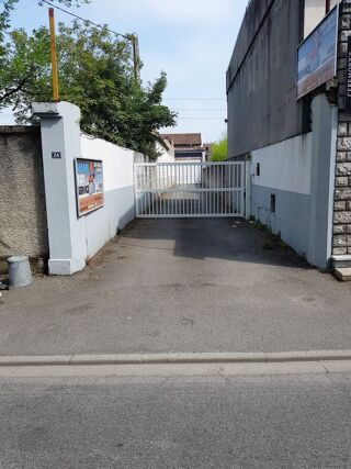  Parking / Garage à louer 4 m² Tarbes