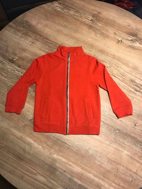 Gilet enfant gar�on   KIabi   6 Saleilles (66)