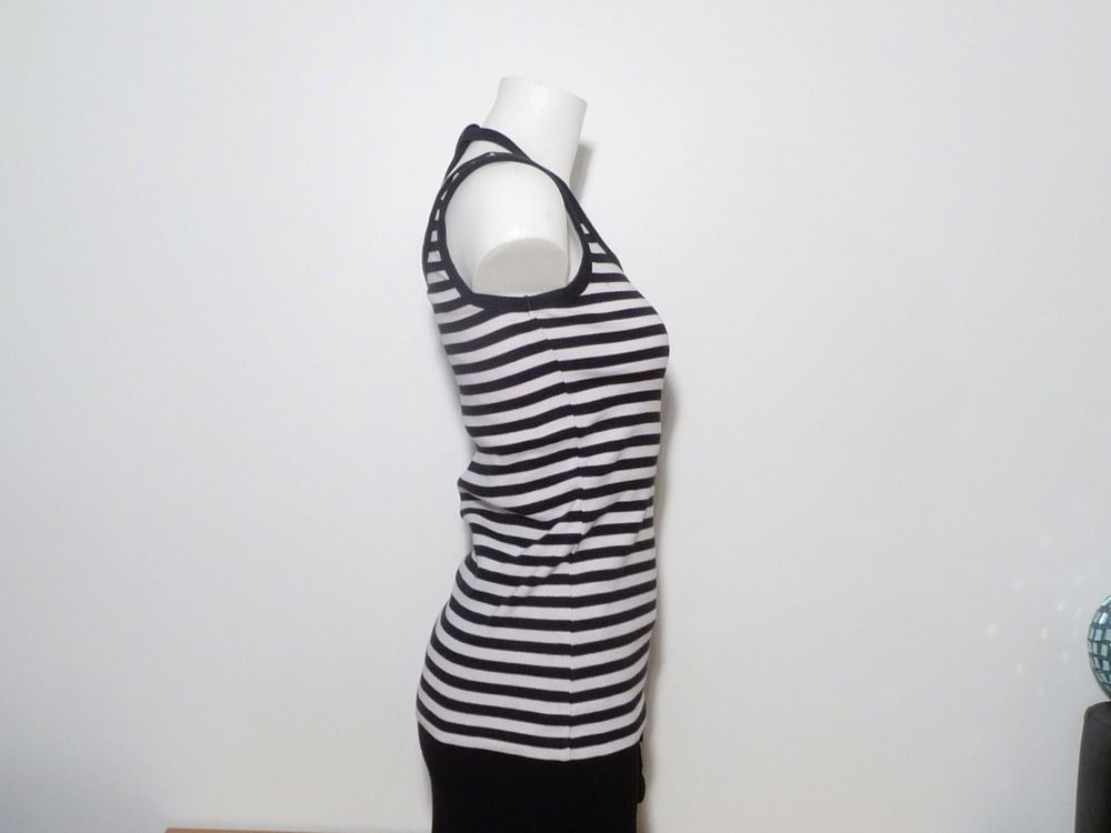 Top/ Tee Shirt &agrave; Rayures Bleu Marine et Blanc- 3 Suisses Vêtements