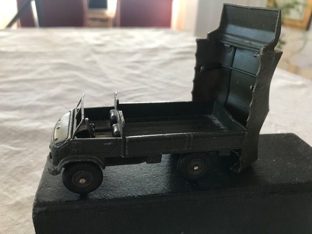 Dinky Toys militaire 
