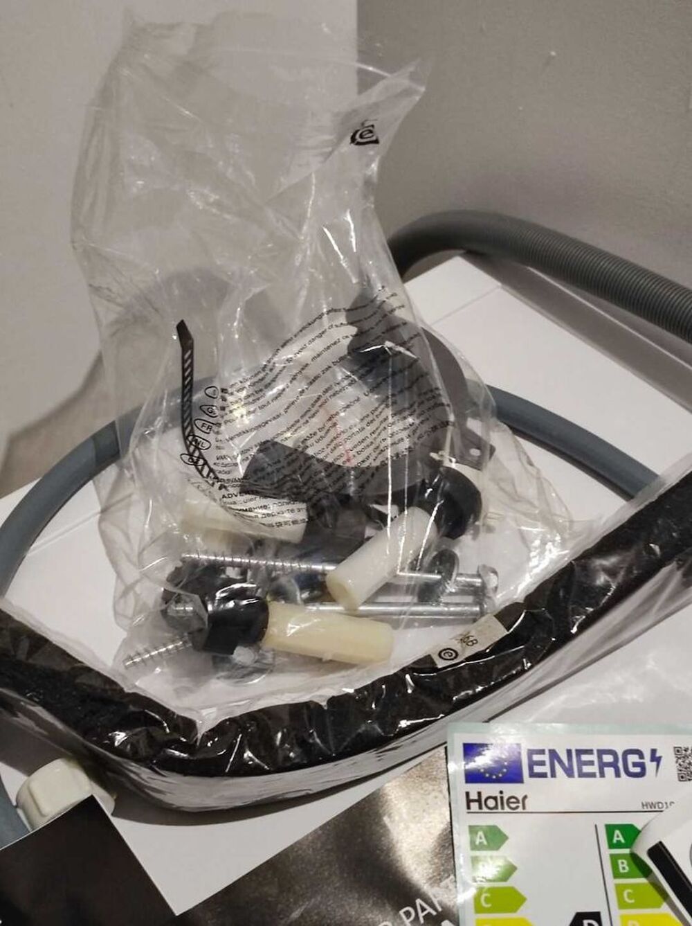 Lave linge s&eacute;chant HAIER Electrom�nager