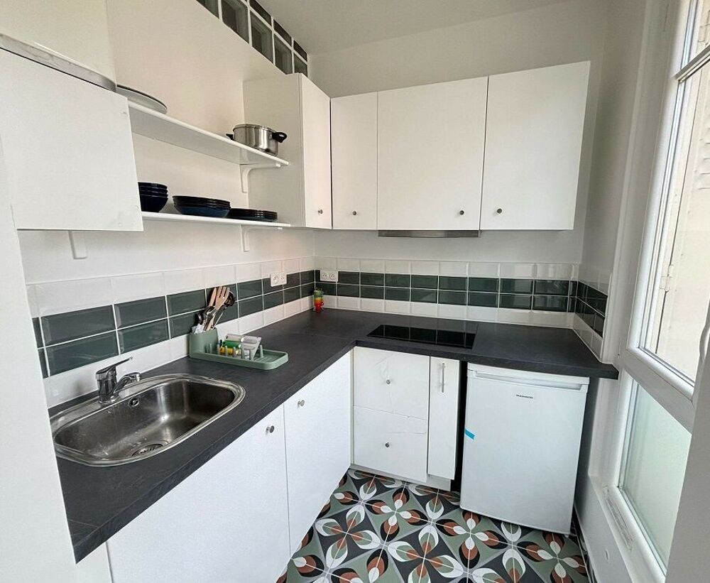 Location Appartement Appartement meublé 2 pièces 32 m², Courbevoie (92400) Courbevoie