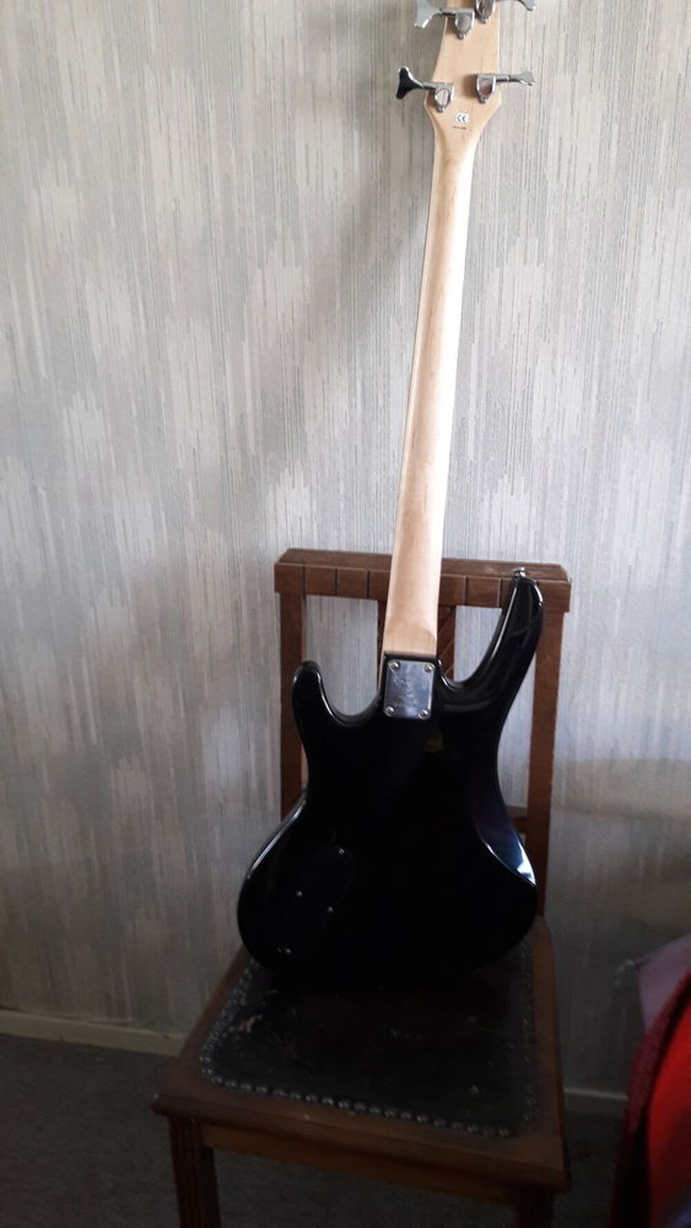 Guitare basse &eacute;lectrique Instruments de musique