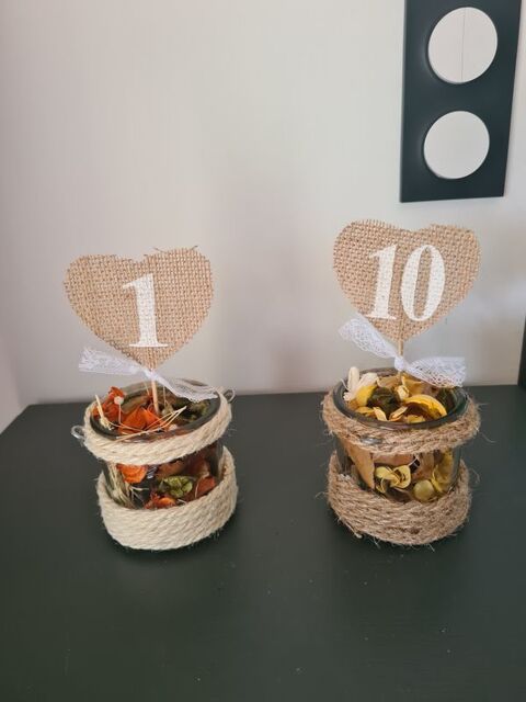 Pot artisanal marque place avec fleurs s�ch�s pour mariage 35 Montferrat (38)