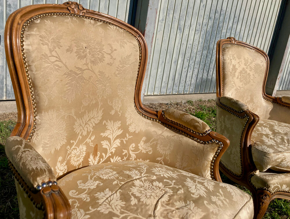 2 fauteuils Berg&egrave;res Meubles