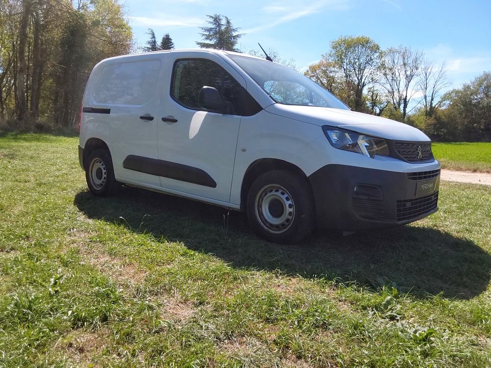 Partner PARTNER FOURGON M 650 KG BLUEHDI 100 S&S BVM6 2022 occasion 38080 Saint-Marcel-Bel-Accueil