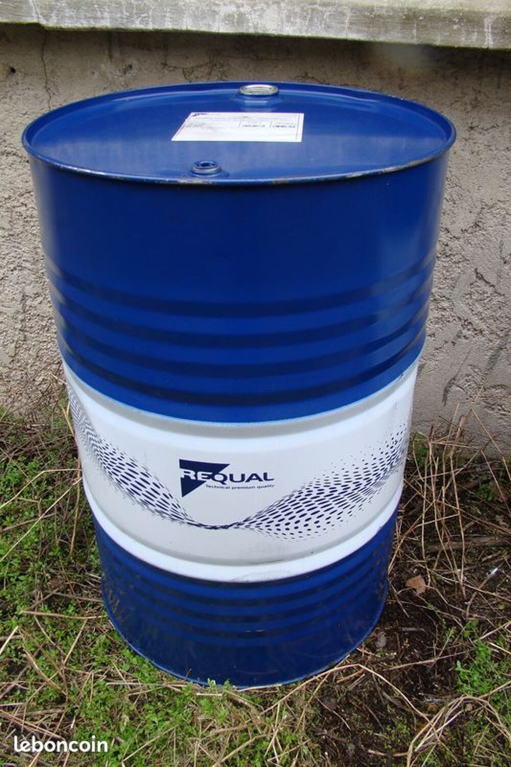 F&ucirc;t / bidon m&eacute;tallique Requal 210 litres
Bricolage