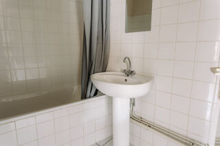 Appartement à louer 2 pièces 60 m²