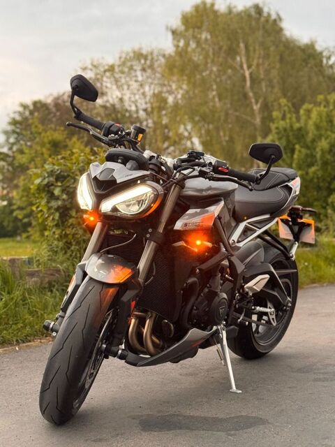 Moto TRIUMPH 2024 occasion Faches-Thumesnil 59155