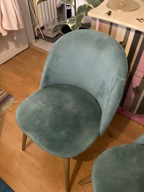 2 chaises vintage style scandinave en velours bleu paon 100 Asnires-sur-Seine (92)