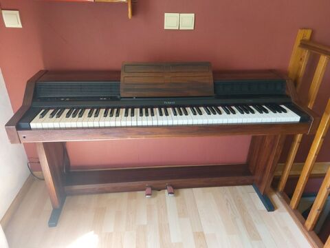 Piano Roland 4500S 80 La Gaude (06)