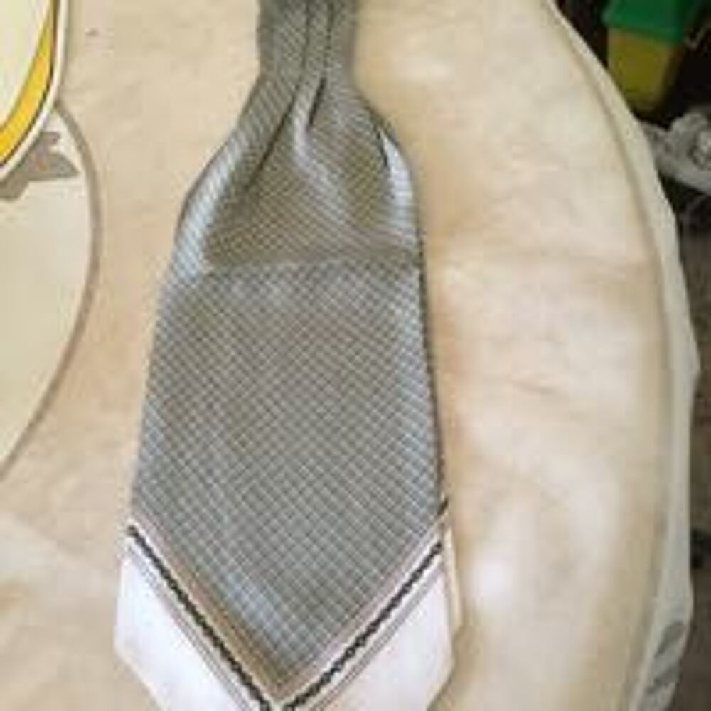 &eacute;charpe en soie Vêtements
