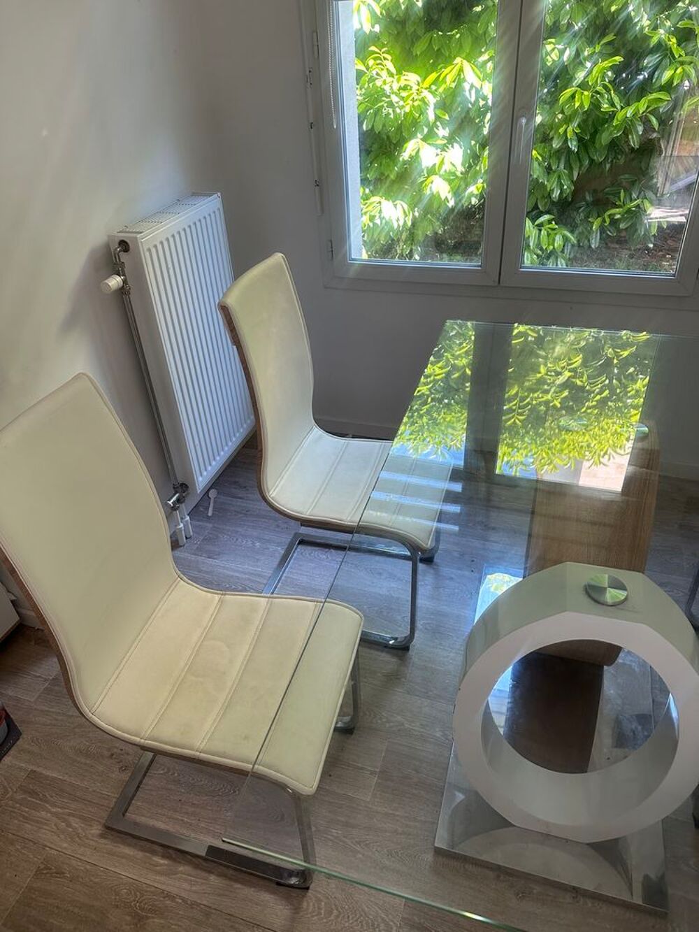 Salle &agrave; manger compl&egrave;te Meubles