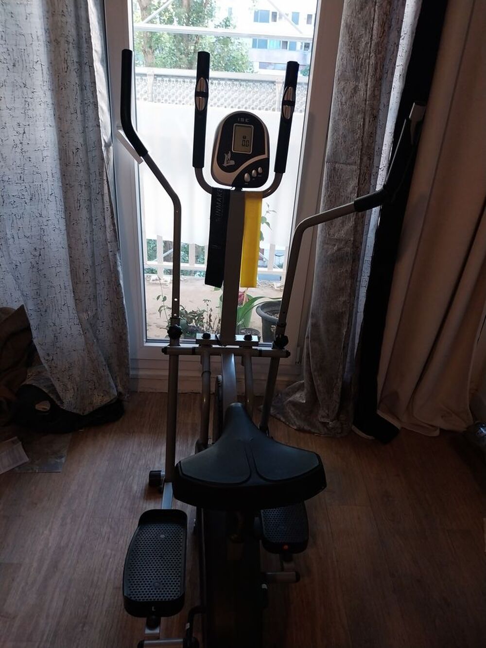 Vente Appartement lampadaire. Cimme neuf. Montreuil