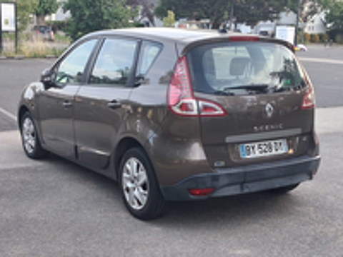 Sc&eacute;nic III Scenic III dCi 95 FAP eco2 Expression Euro 5 2011 2011 occasion 44000 Nantes