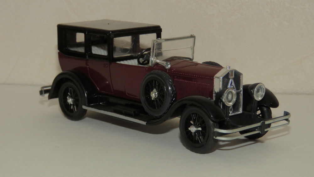 Voiture miniature Isotta 