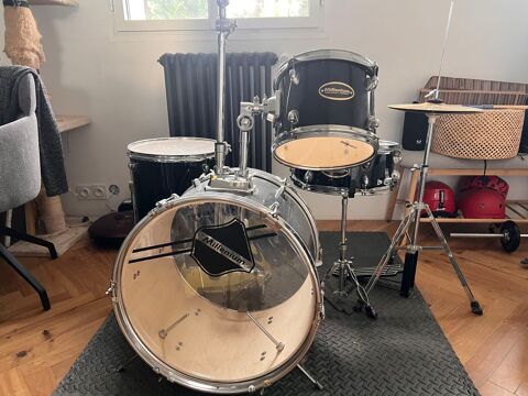 ? Batterie acoustique Millenium ? pr�te � jouer ?
Viroflay (78)