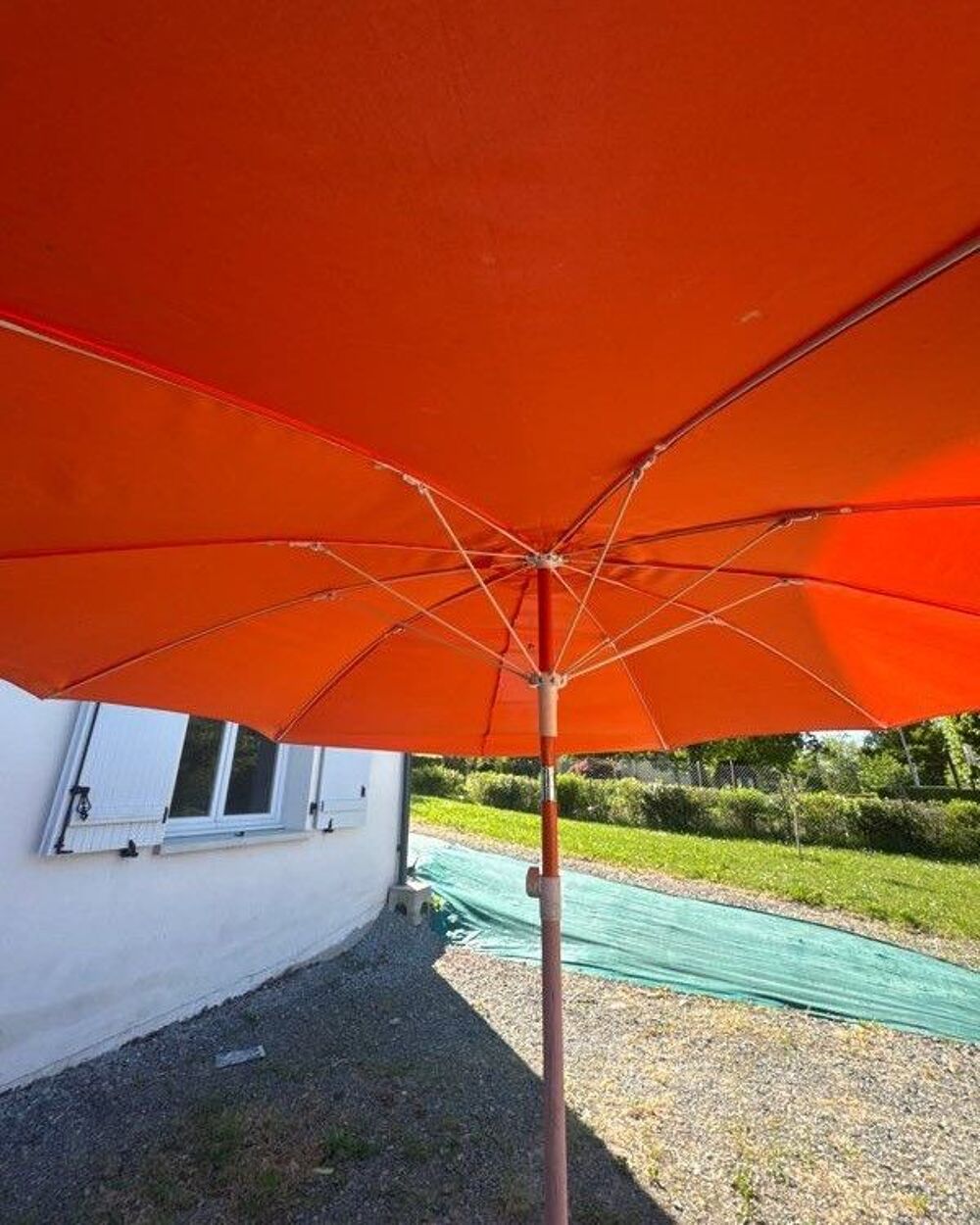 Parasol 280 cm avec pied b&eacute;ton ? r&eacute;glable Jardin