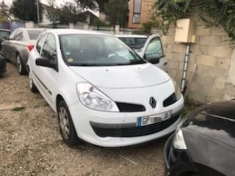 Renault clio iii CLIO SOCIETE 1.5 DCI 70 AIR