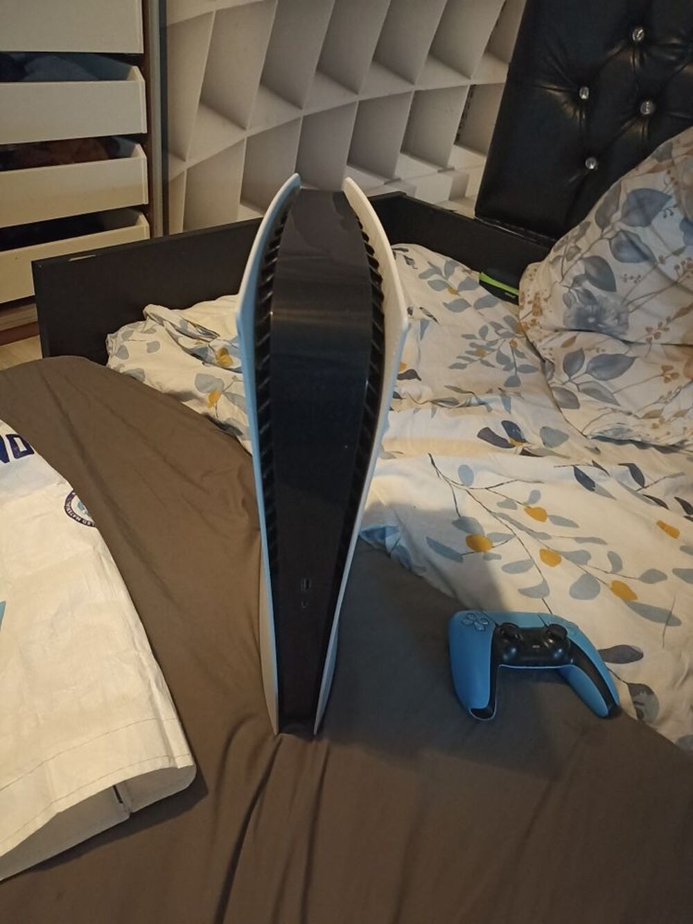 Ps5 digital avec manette ps5 bleu Consoles et jeux vidéos